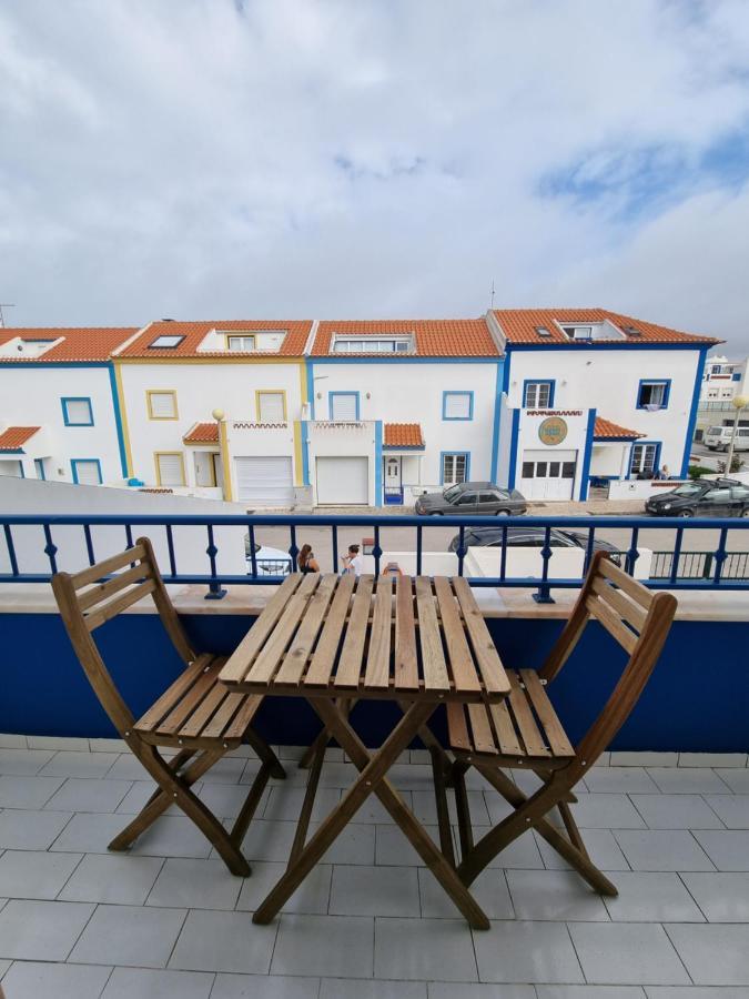 Be Baleal Surfhouse Hotel Bagian luar foto