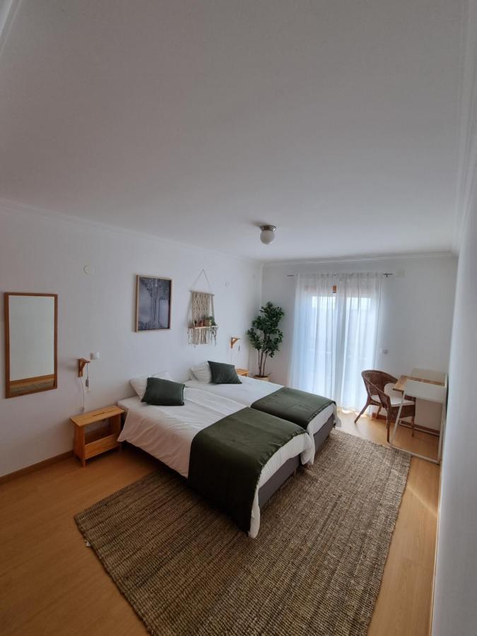 Be Baleal Surfhouse Hotel Bagian luar foto